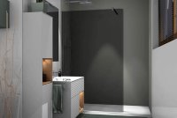 PALME_Renovierungsbad_Walk-In-Aprejo-Curve_gebogenes-Glas_Schwarz_Rauchglas_Bad_Dusche_Duschabtrennung_Duschkabine_begehbar_Renovierung_Badewanne-raus_Re-Cover_Lichtgrau